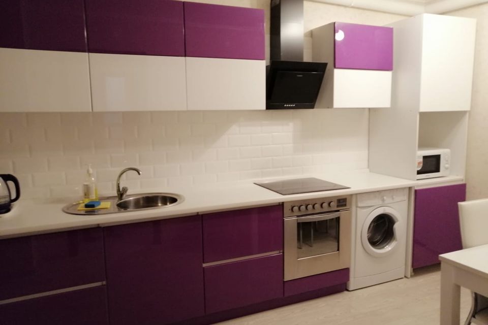 Уютная двухкомнатная квартира ул.Авиаторов д.38