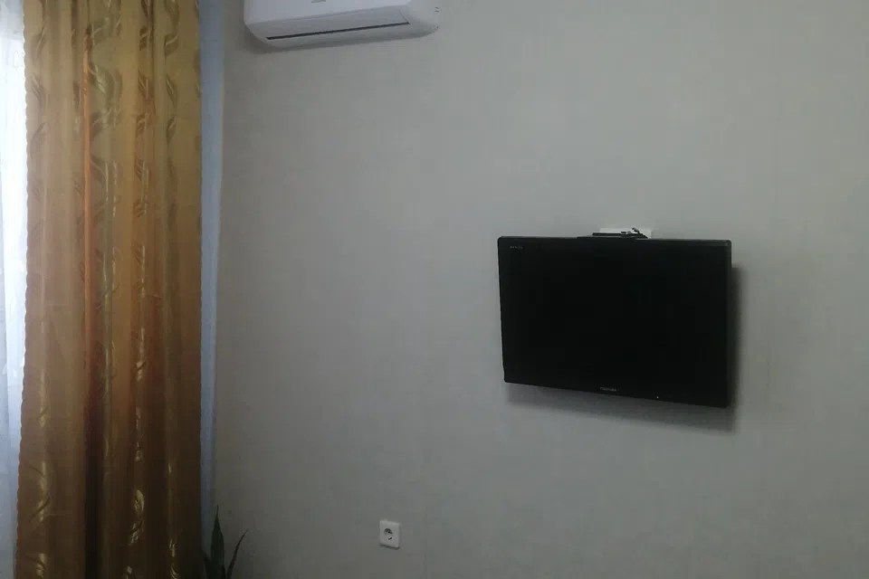 2 комнатная квартира около моря 