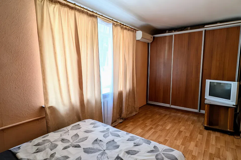 2х комнатная квартира студия в центре 