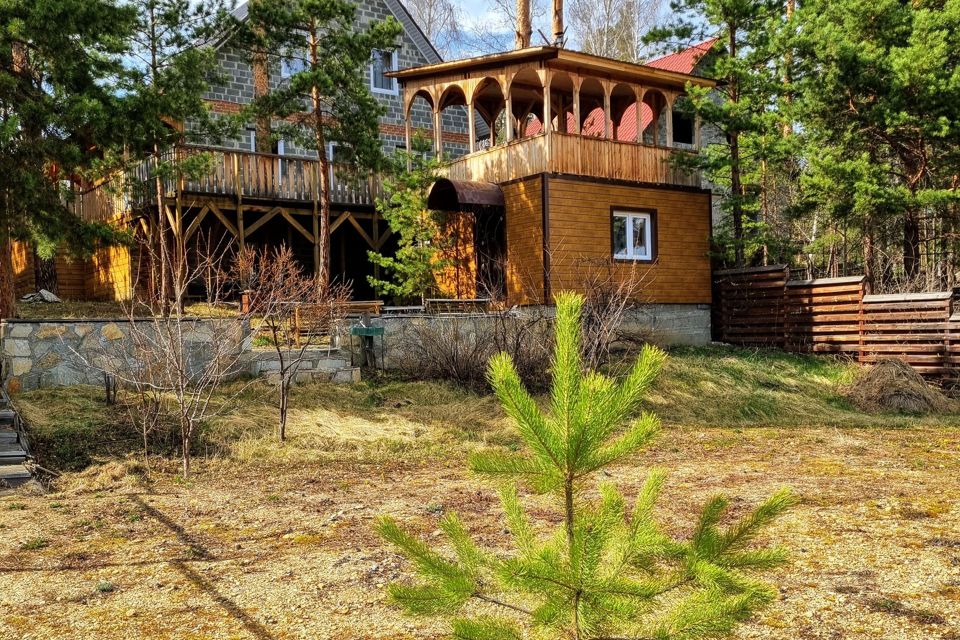 Дом на озере Увильды.