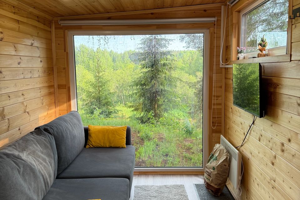 Домик с видом на реку 