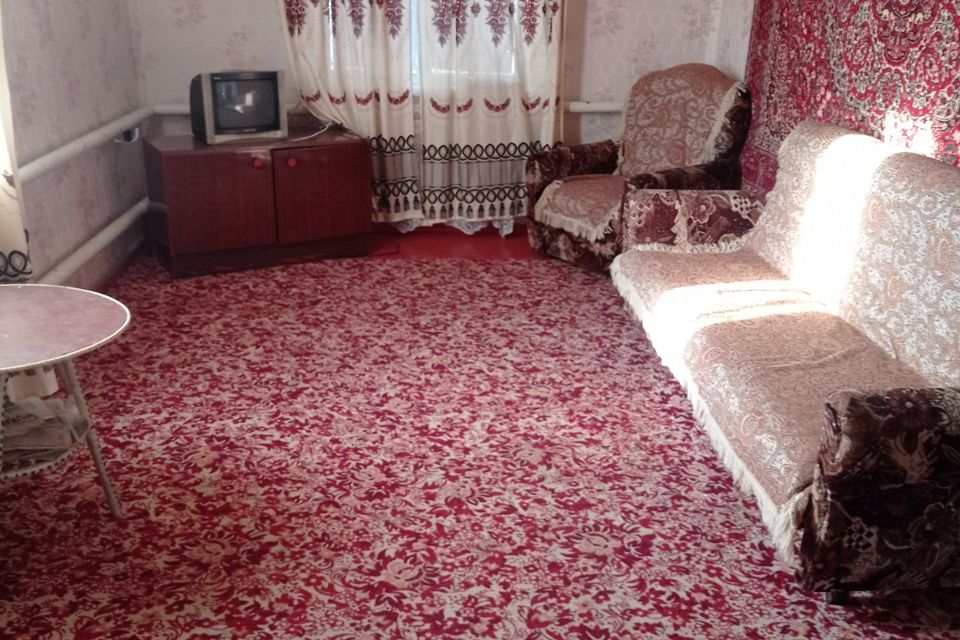 Уютный дом со всеми удобствами.