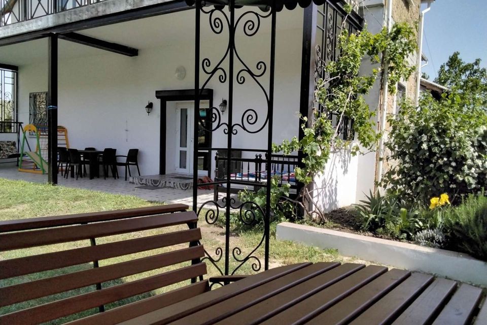 Дом 120м, на участке 8 соток
