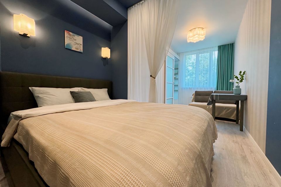 Блюхера 16Б уютная квартира посуточно и на часы в ЕКБ 