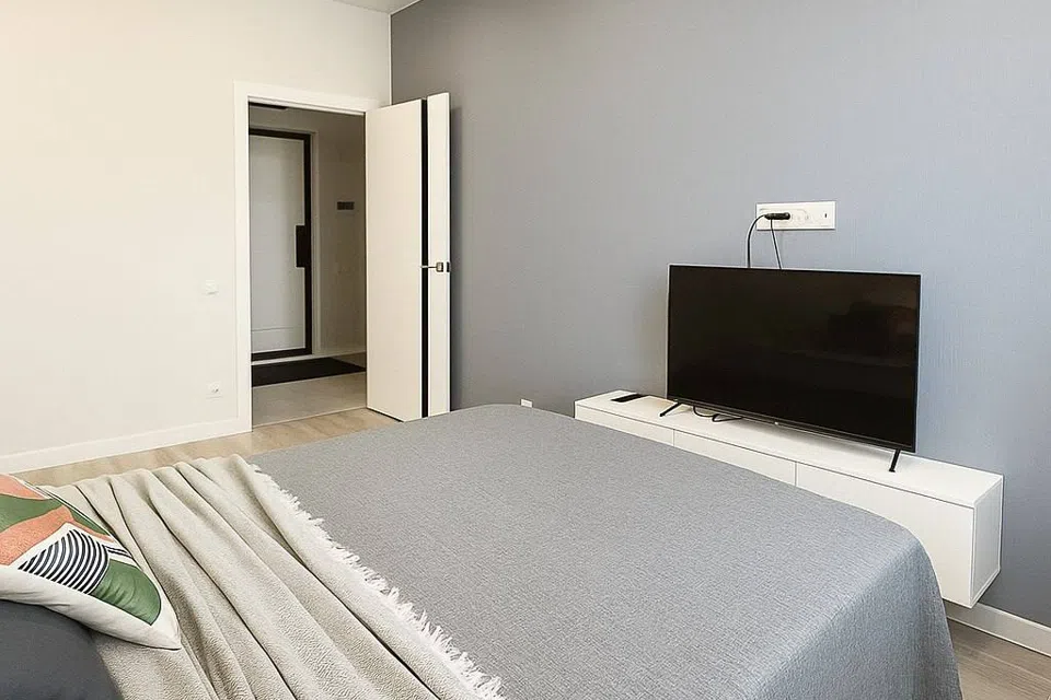 уютная квартира с видом на озеро