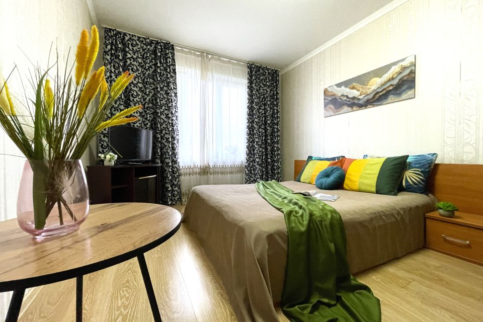 Милана на улице Подольских Курсантов