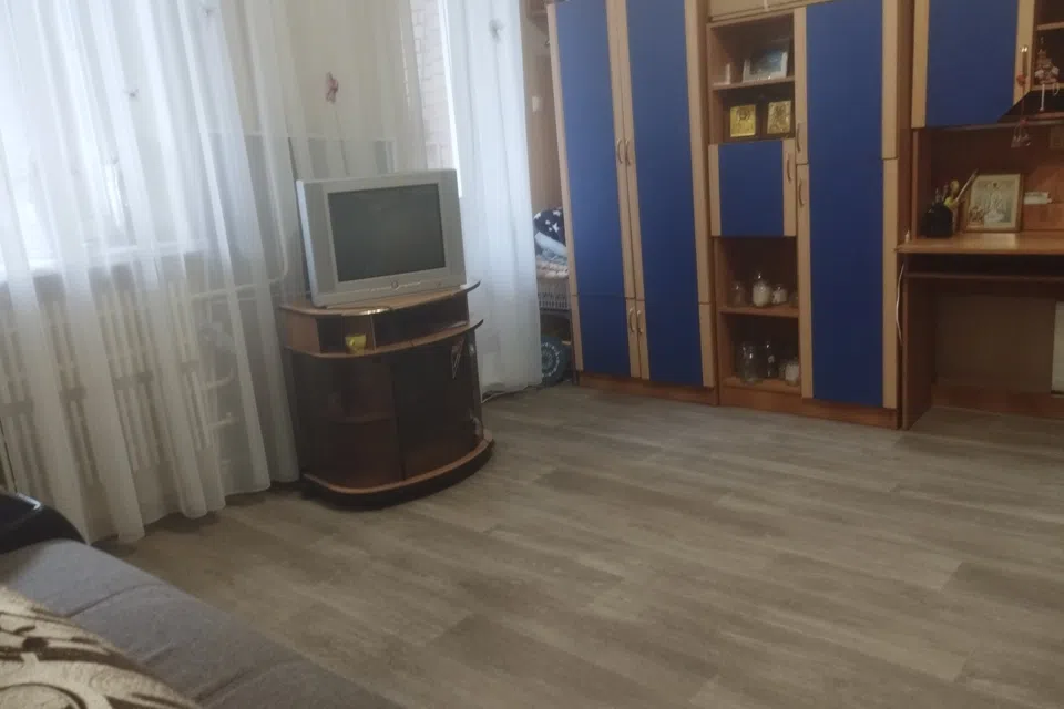 Сдам 3 комнатную квартиру светлую, уютную, просторную