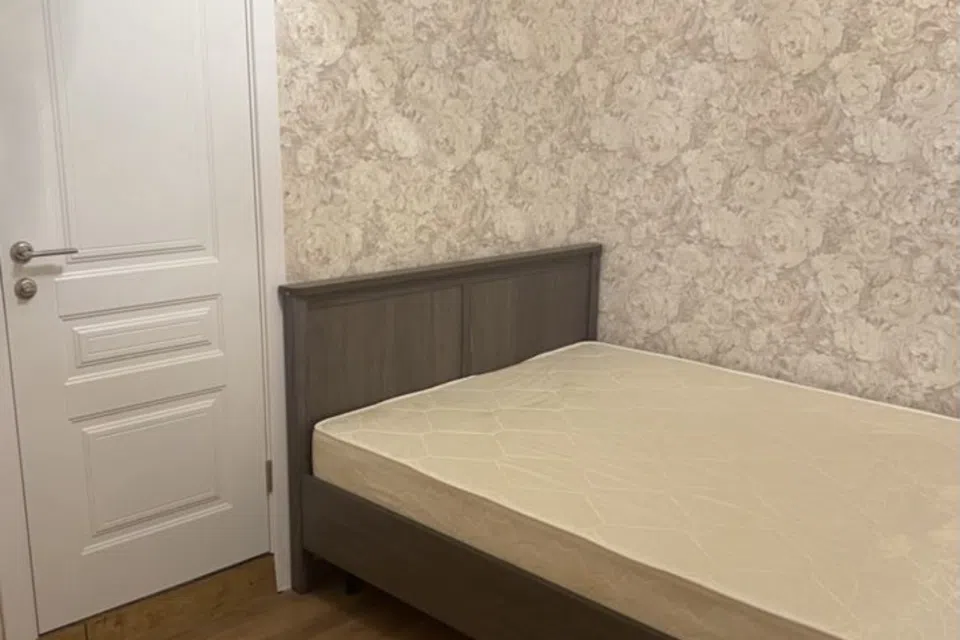 Квартира со своим двором