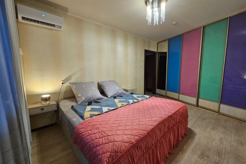 Уютная квартира возле Арены Ерофей