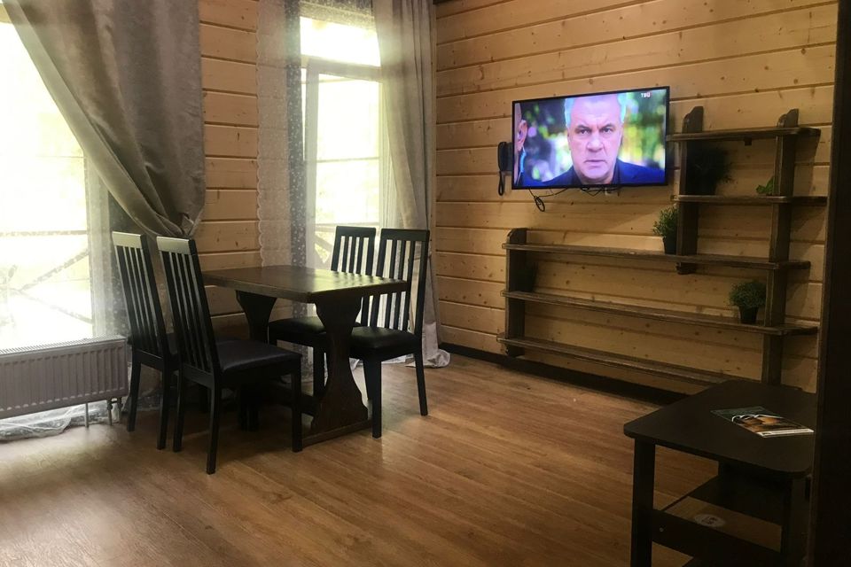 Шале с видом на лес