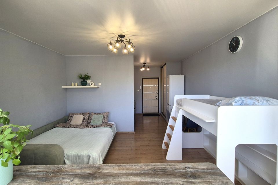 Стильная студия рядом с больницей Рыбаков