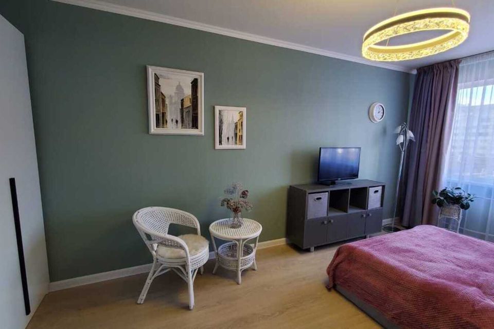 Стильная квартира с дизайном у метро Пионерская