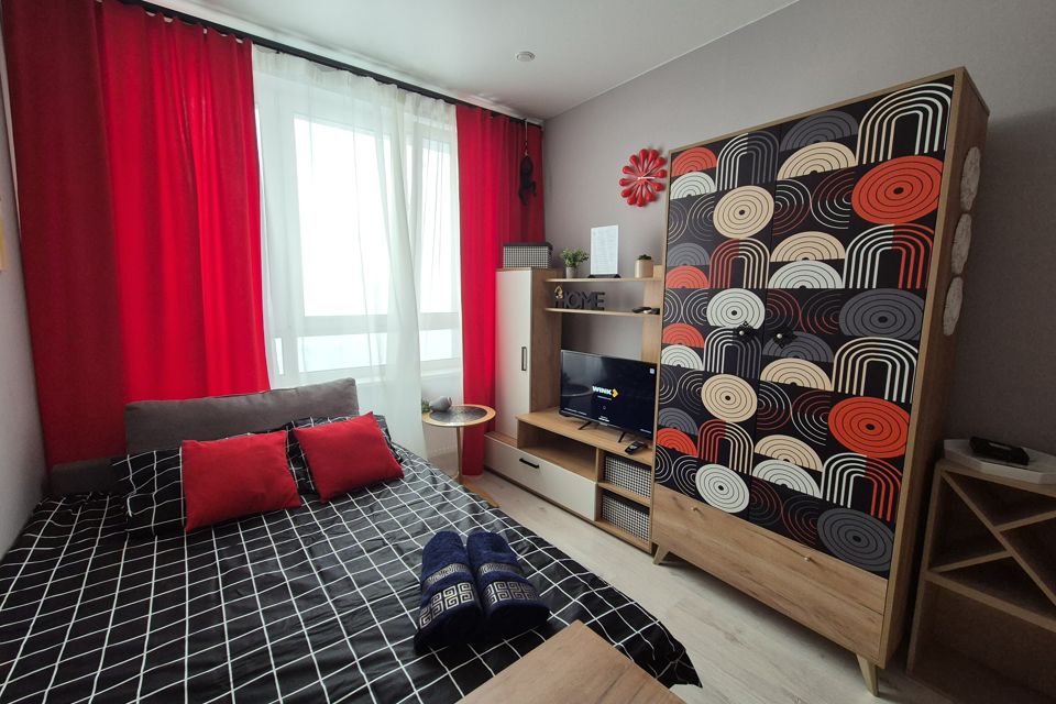 Яркая студия на высоком этаже