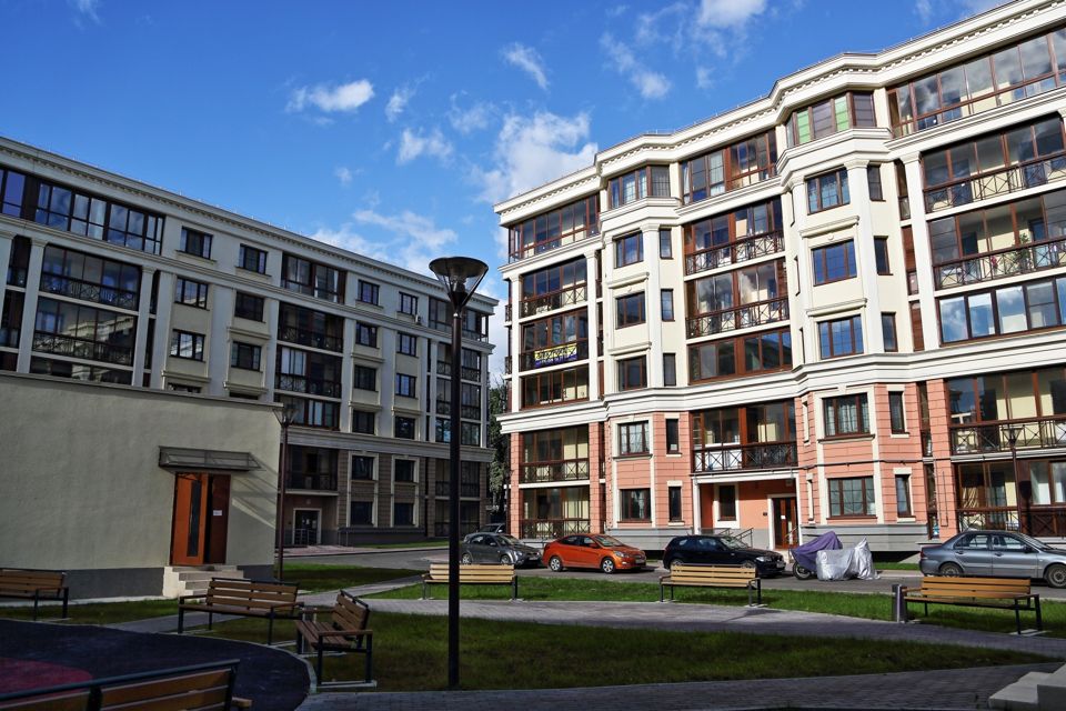 Продаётся 3-комнатная квартира, 106.6 м²