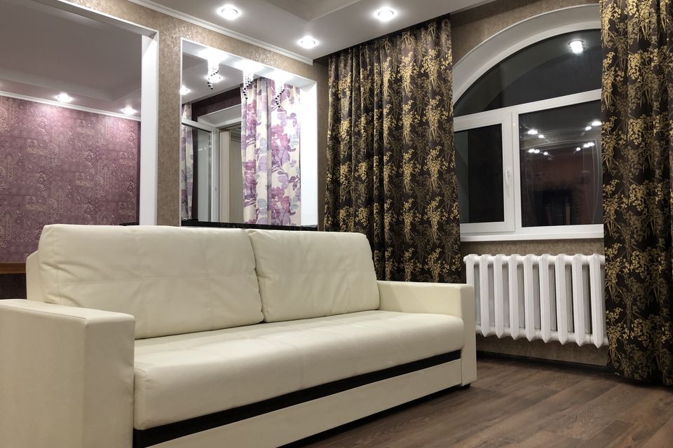 Сдаётся 1-комнатная квартира, 50 м²