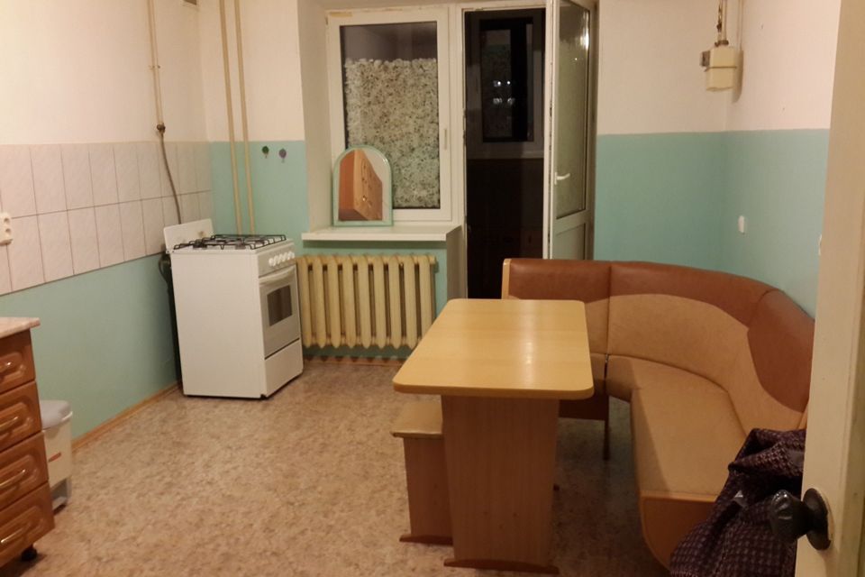 Продаётся 3-комнатная квартира, 77.3 м²