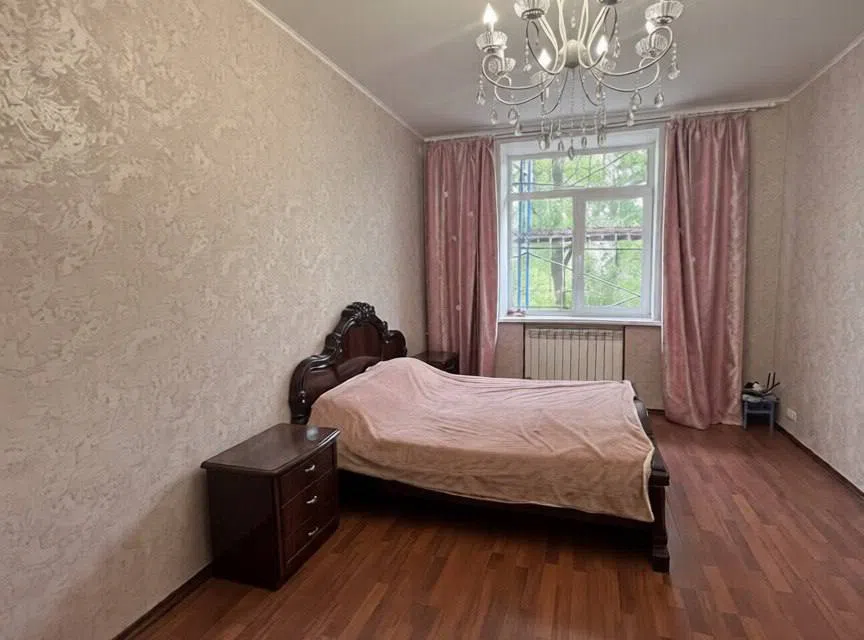 Сдаётся 2-комнатная квартира, 55 м²