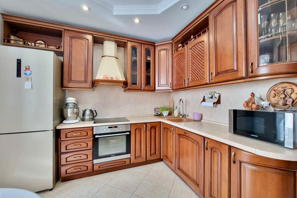 Сдаётся 2-комнатная квартира, 65 м²