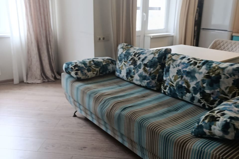 Сдаётся 1-комнатная квартира, 37 м²