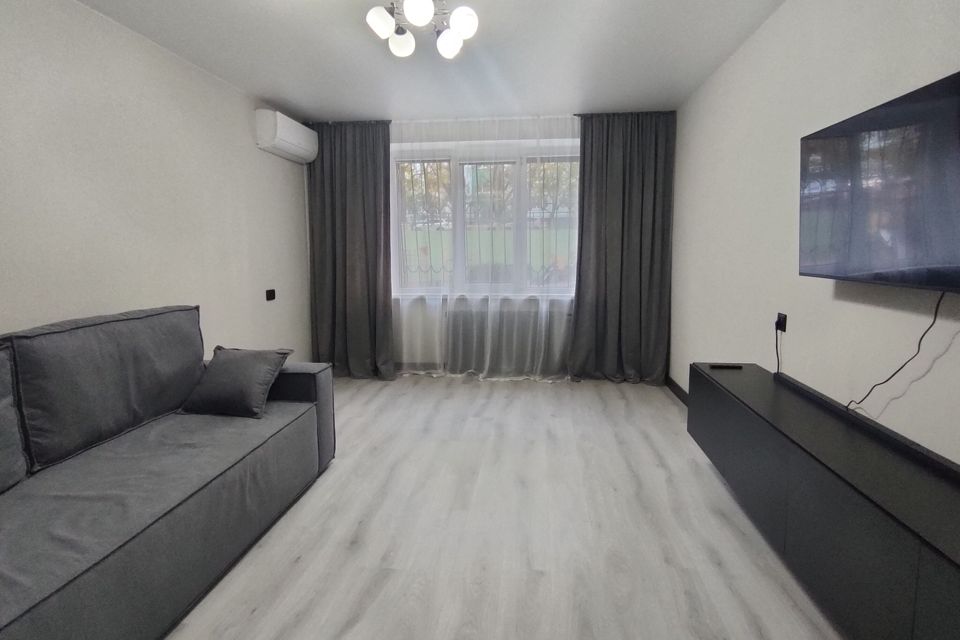Сдаётся 1-комнатная квартира, 45 м²