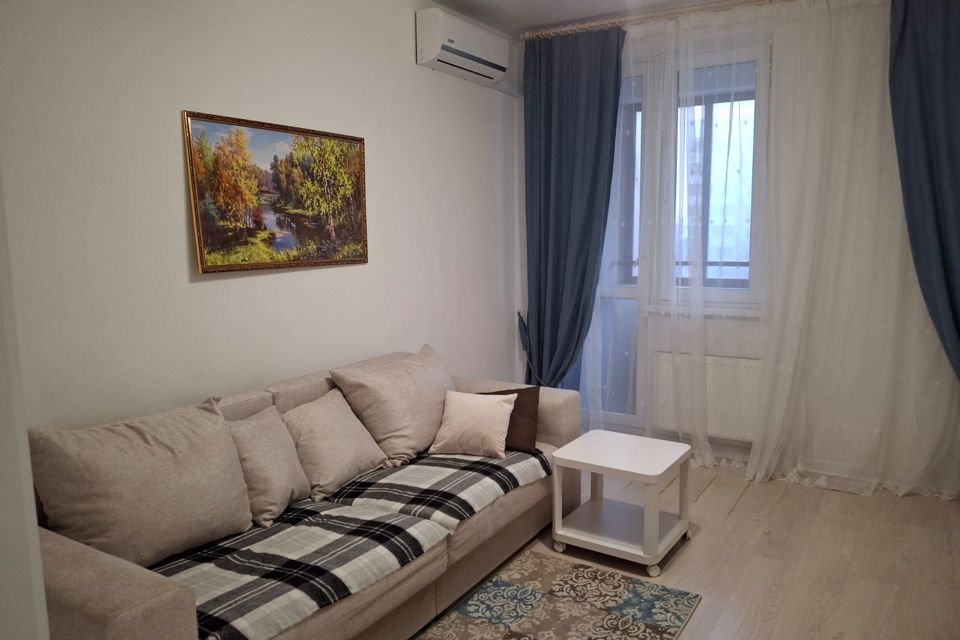 Сдаётся 1-комнатная квартира, 38 м²