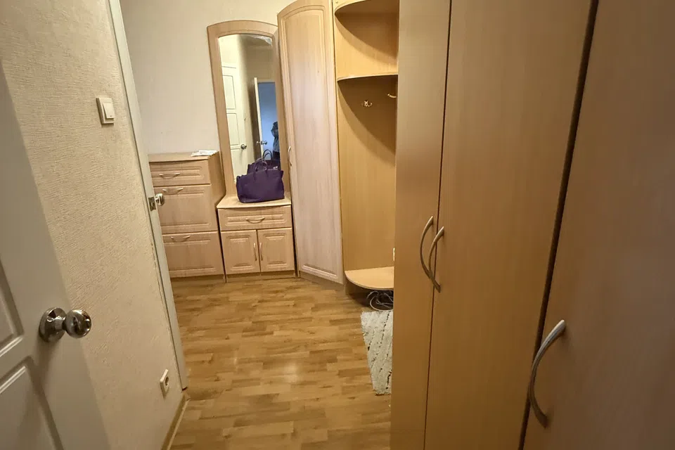 Сдаётся 1-комнатная квартира, 42 м²