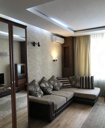 Сдаётся 1-комнатная квартира, 37 м²
