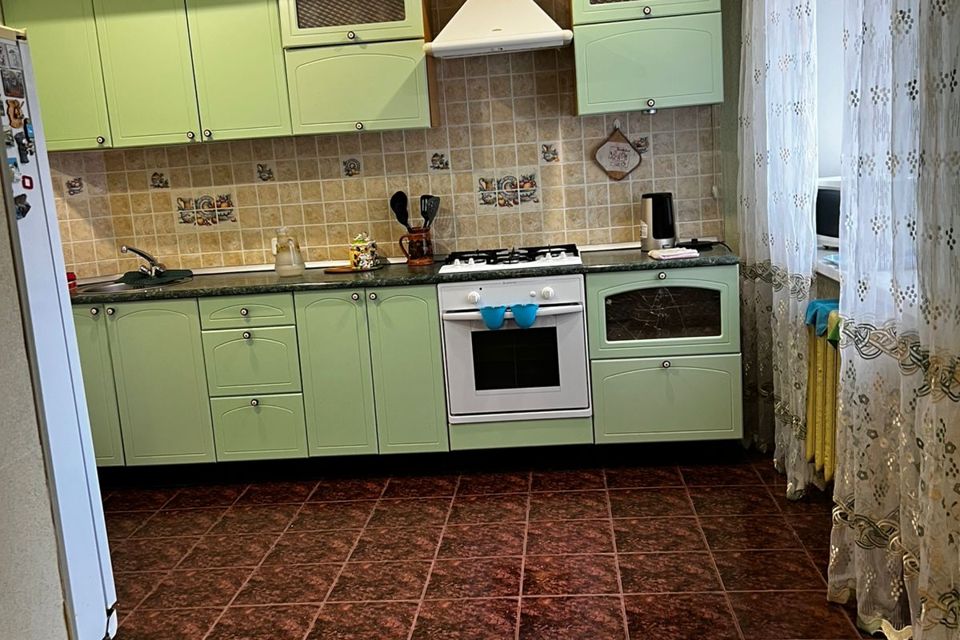 Сдаётся 2-комнатная квартира, 80 м²