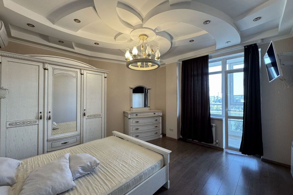 Сдаётся 2-комнатная квартира, 85 м²