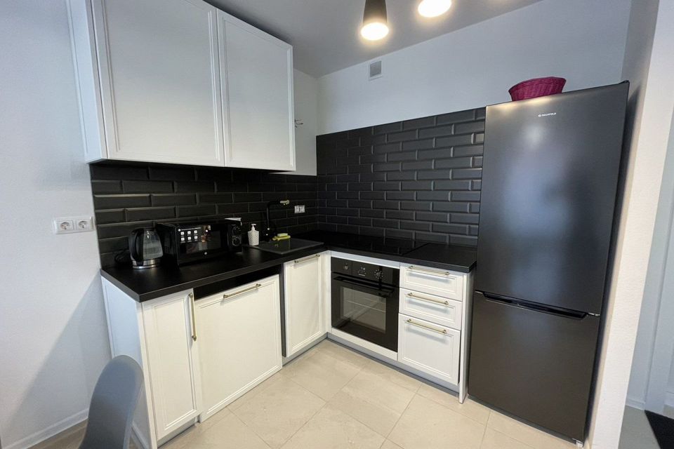 Сдаётся 1-комнатная квартира, 51 м²