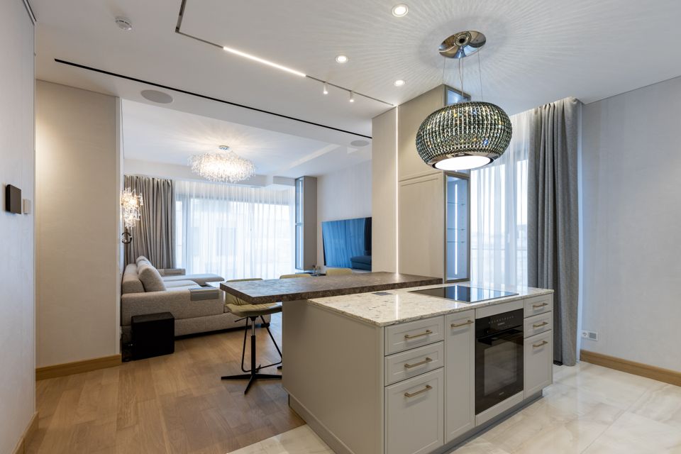 Сдаётся 4-комнатная квартира, 130 м²