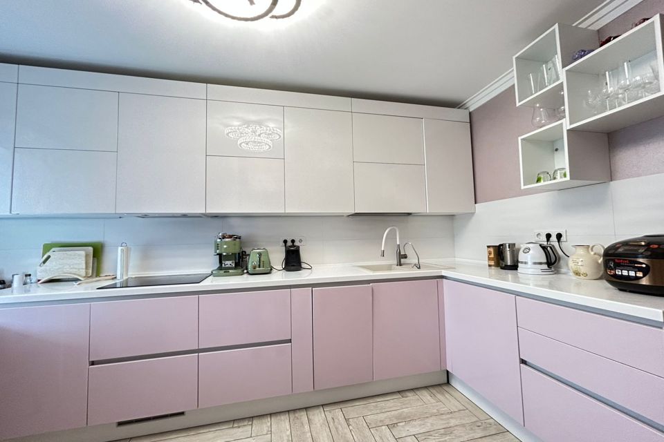 Сдаётся 2-комнатная квартира, 55 м²