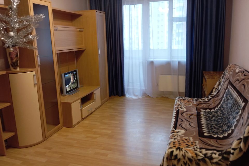 Сдаётся 1-комнатная квартира, 38 м²