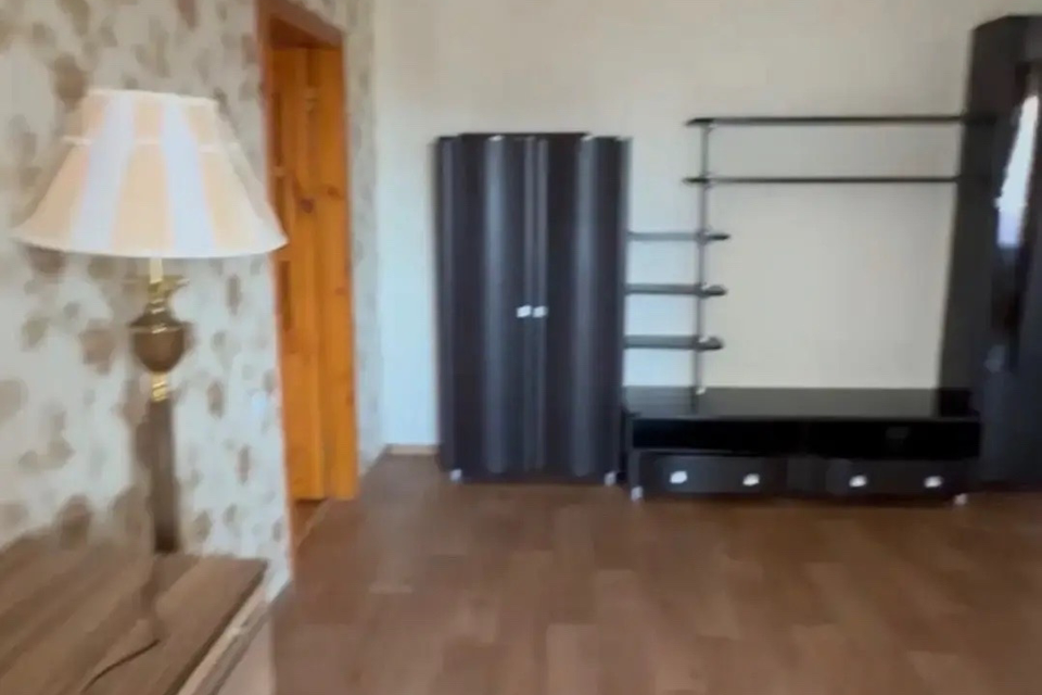 Сдаётся 2-комнатная квартира, 56 м²