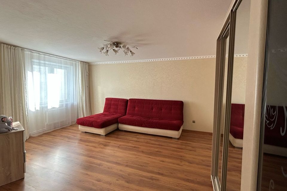 Сдаётся 1-комнатная квартира, 49 м²