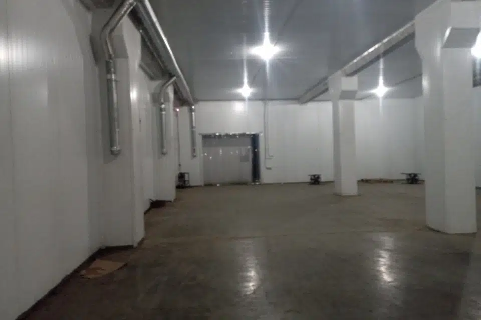 Сдаётся склад, 1500 м²