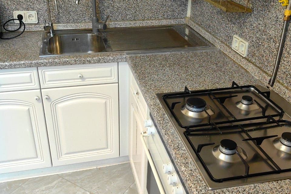 Сдаётся 2-комнатная квартира, 58 м²