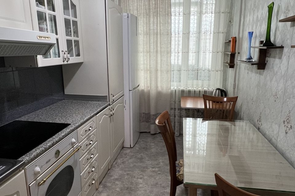 Сдаётся 1-комнатная квартира, 41.9 м²