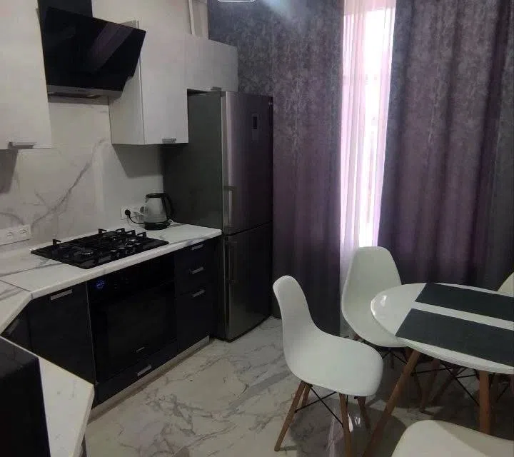 Сдаётся 2-комнатная квартира, 78 м²