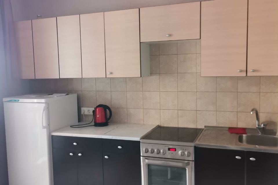 Сдаётся 1-комнатная квартира, 50 м²