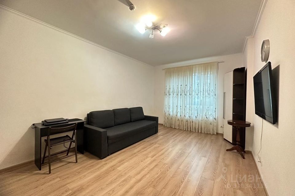 Сдаётся 2-комнатная квартира, 55 м²