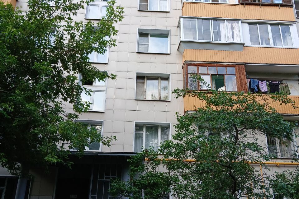 Сдаётся 1-комнатная квартира, 35 м²