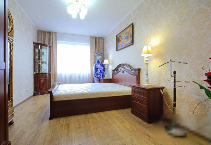 Сдаётся 2-комнатная квартира, 65 м²