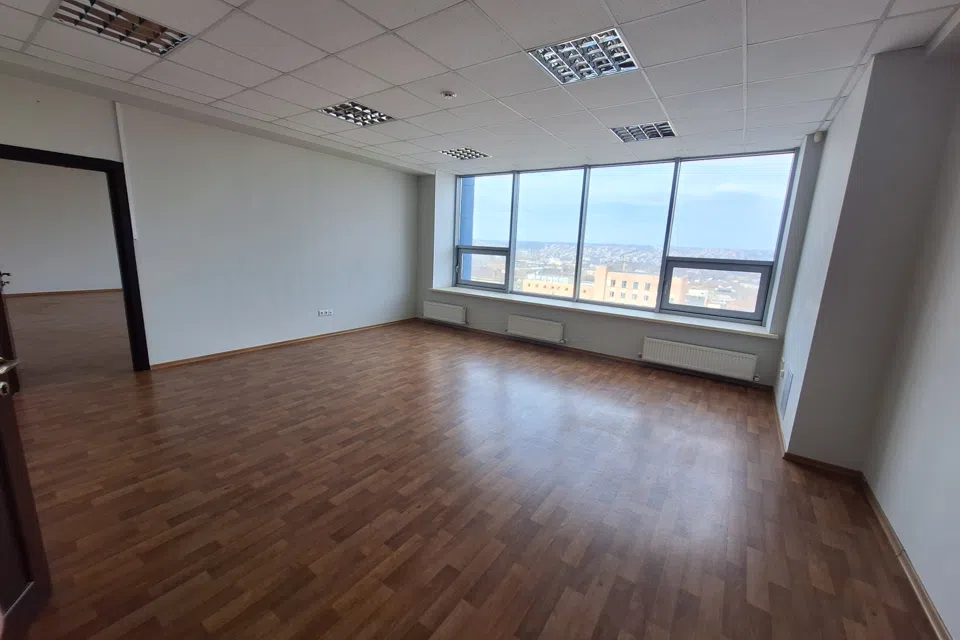 Сдаётся офис, 238 м²