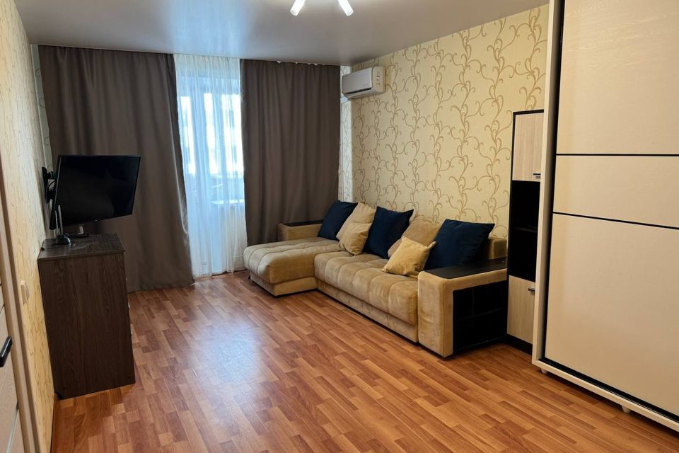 Сдаётся 1-комнатная квартира, 39 м²