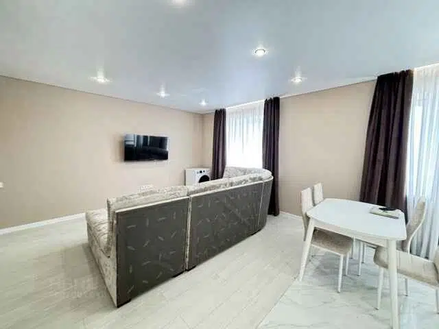 Сдаётся 2-комнатная квартира, 54 м²