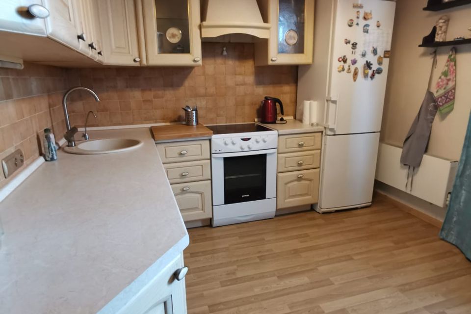 Сдаётся 3-комнатная квартира, 76 м²
