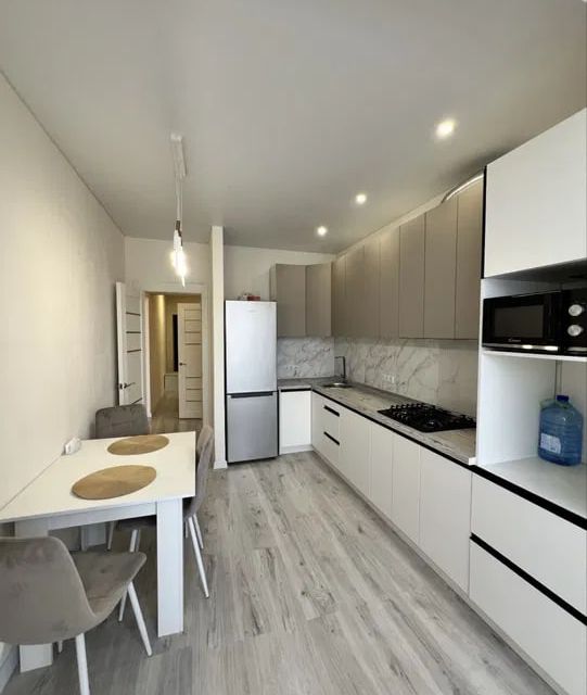 Сдаётся 1-комнатная квартира, 50 м²