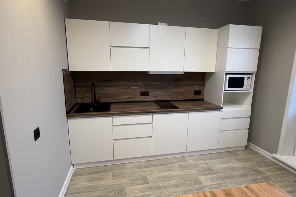 Сдаётся 2-комнатная квартира, 55.5 м²