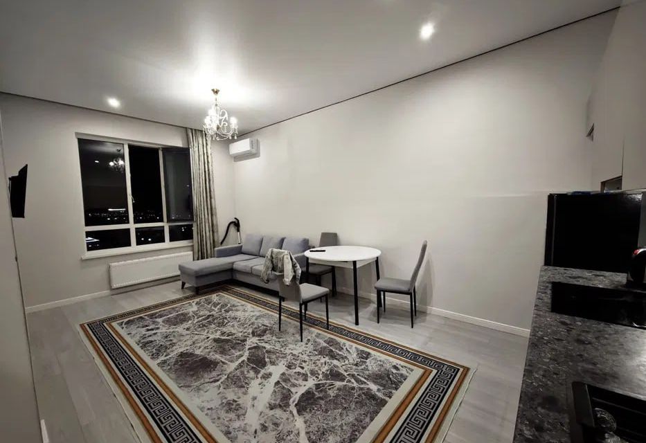 Сдаётся 2-комнатная квартира, 67 м²